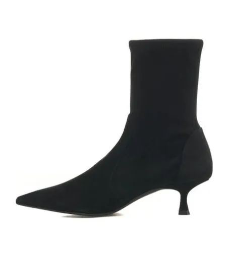 Stuart Weitzman Pointed-Toe Anckle Boots
