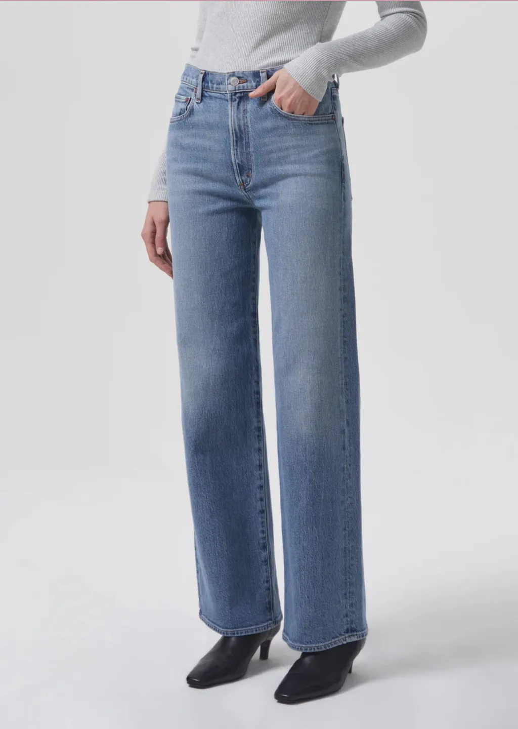 Belt-Loop Jeans