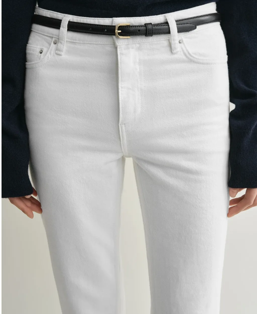 Low Tapered Jeans