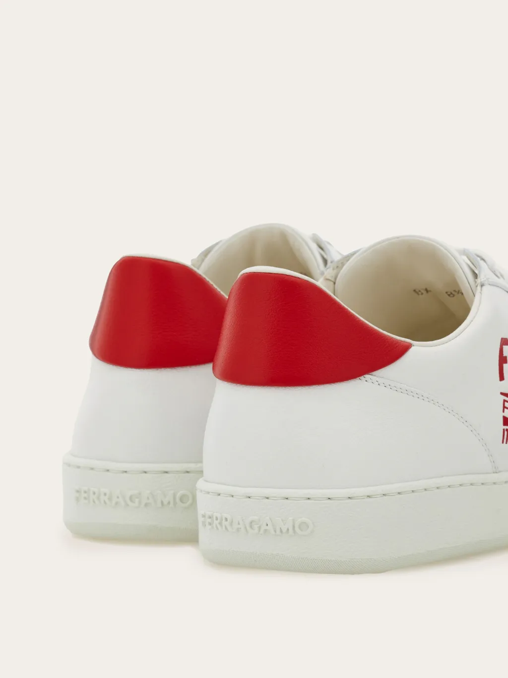 Logo-Lacing Low-Cut Casual Shoes