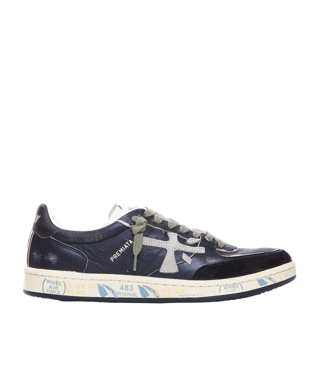 Lace-Up Low-Cut Sneakers