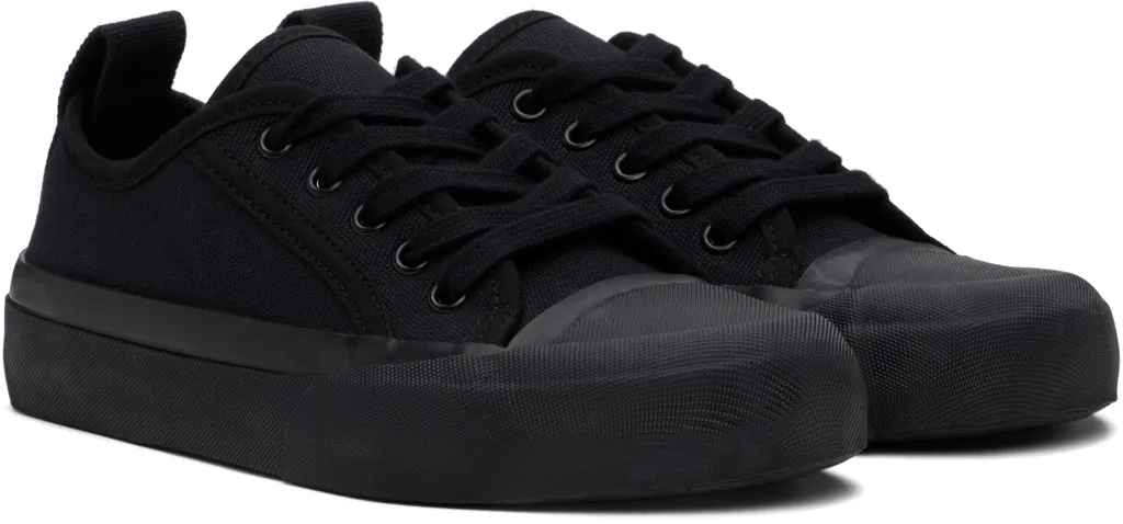 Round Toe Low Top Casual Shoes