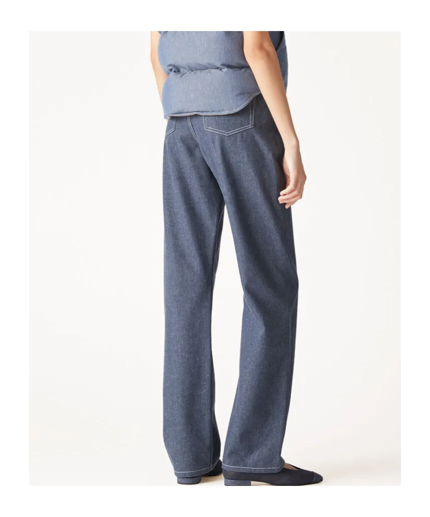Belt-Loop Jeans