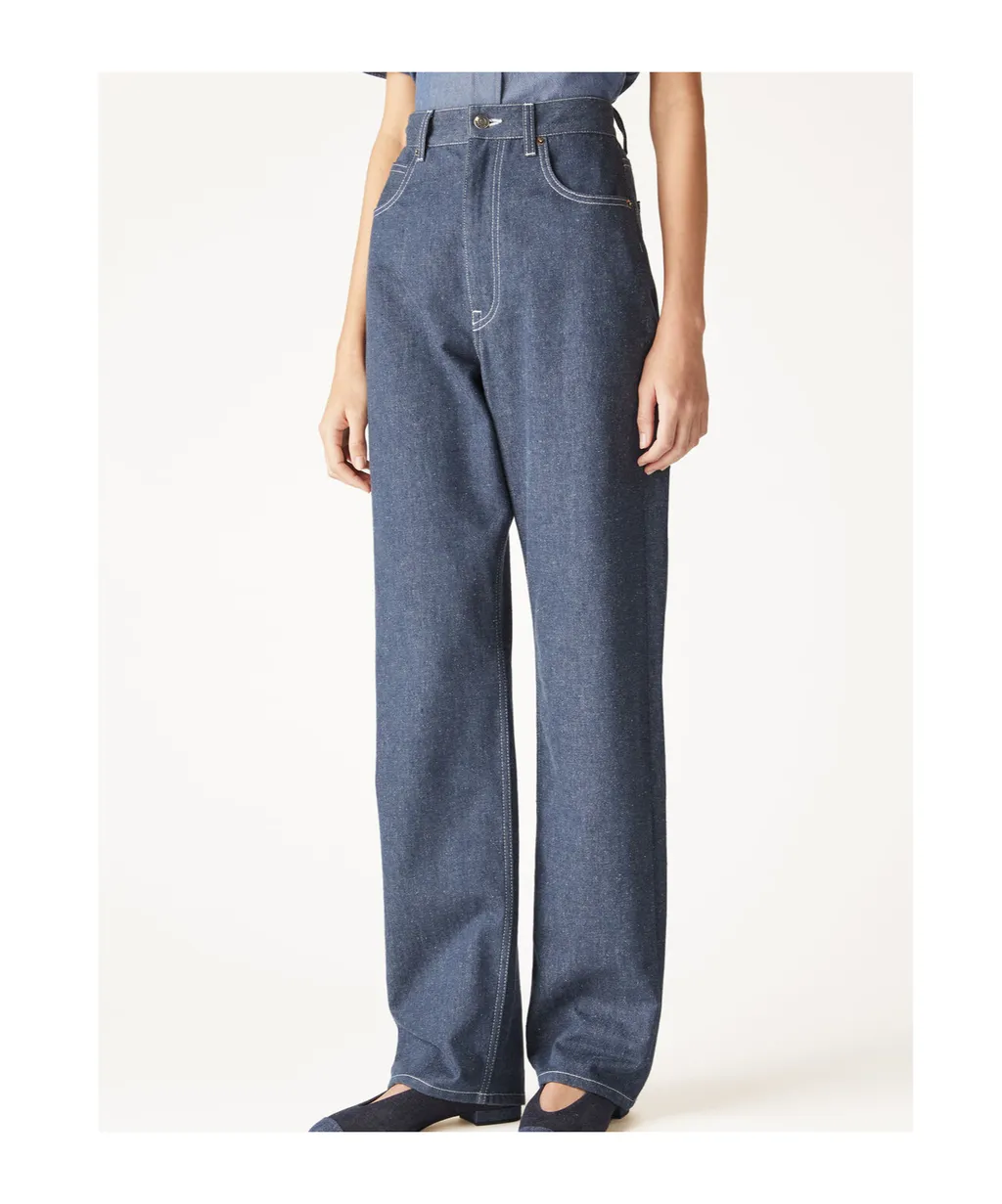 Belt-Loop Jeans