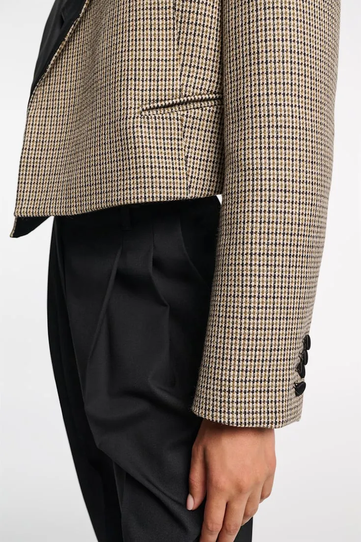 Dorothee Schumacher Gaphic Elegance Cropped Blazer
