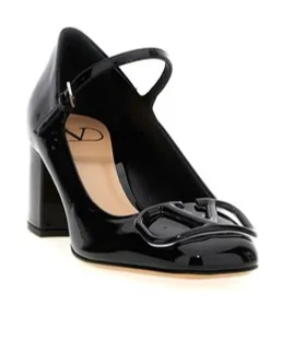 Valentino	Vlogo Plaque Square Toe Pumps