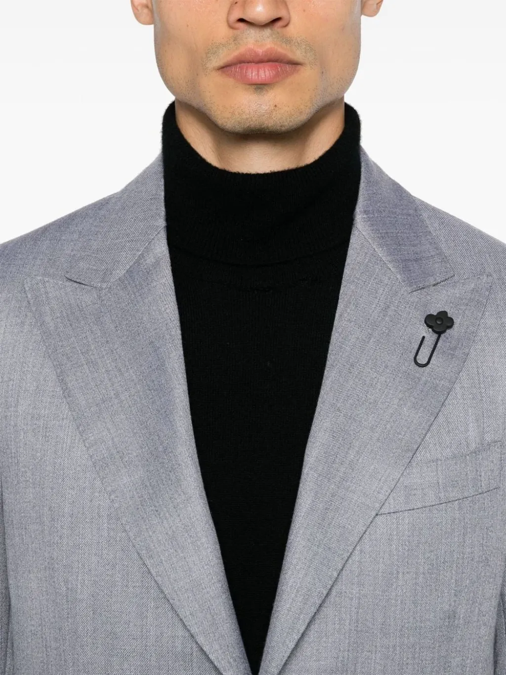 Brooch-Detail Blazer