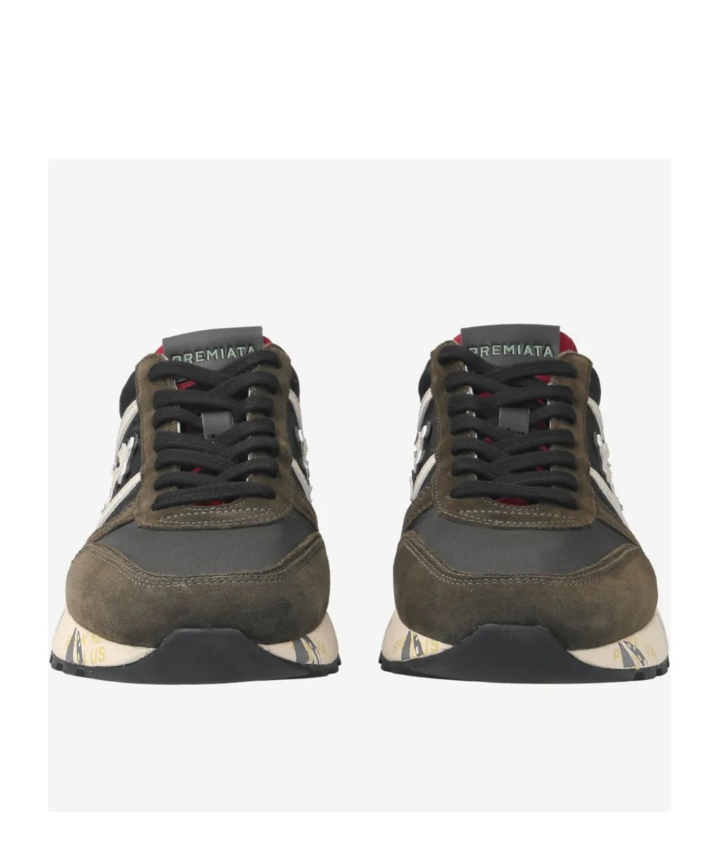 Logo Sneakers