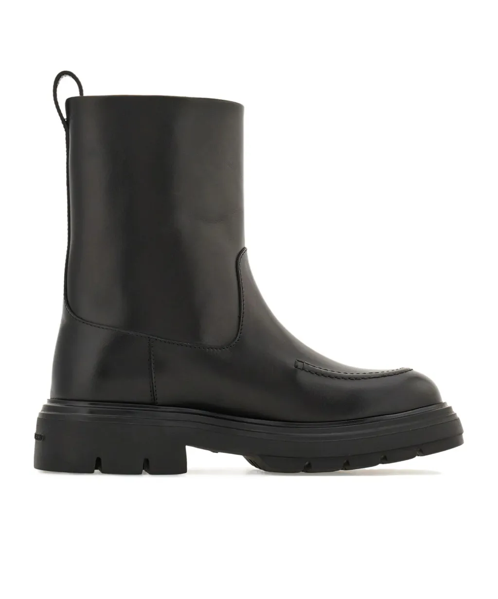Hug Boots