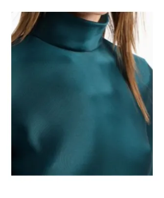 Giorgio Armani Long-Sleeved Satin Blouse
