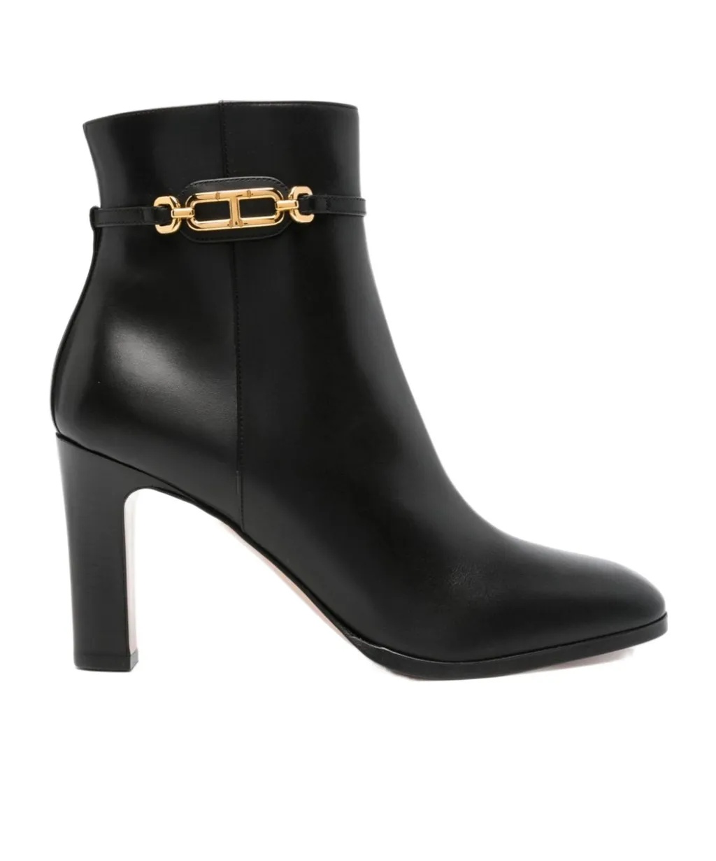 Tom Ford Logo Plaque Ankle Boots
