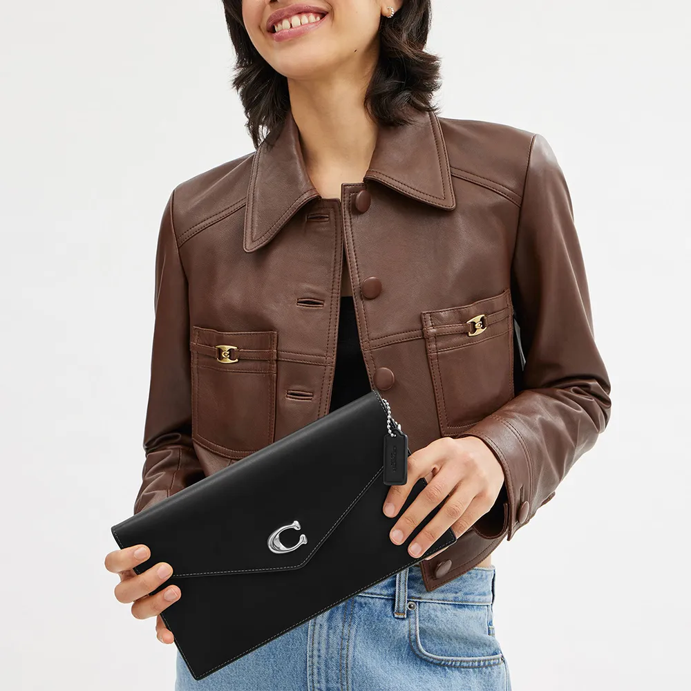 Essential Chain Shoulder Strap Clutch