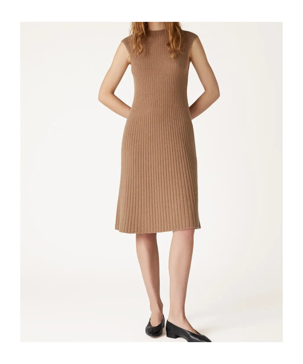 Sleeveless Knitted Dress
