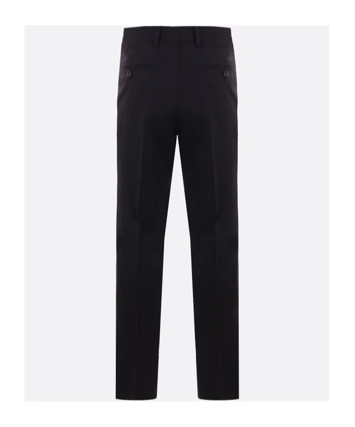 Long-Sleeved Suit
