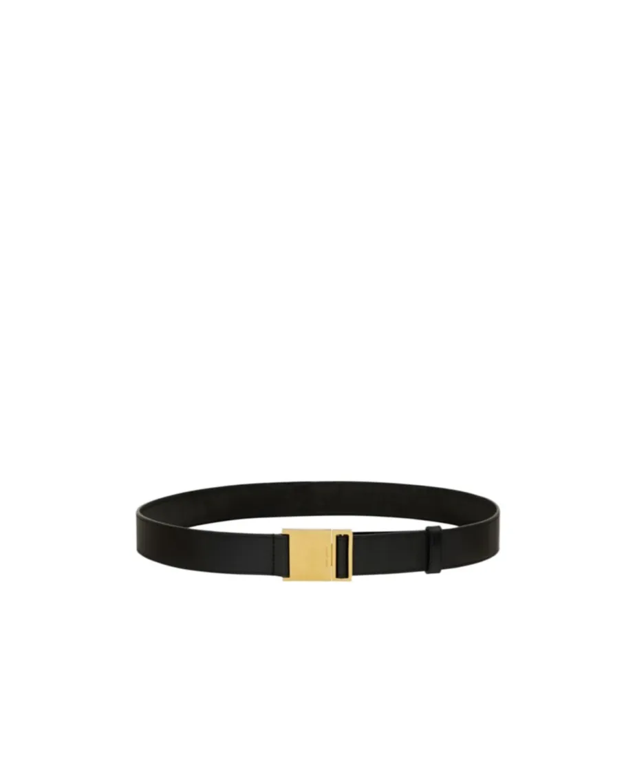 Magnetic Belt In Shiny Leather