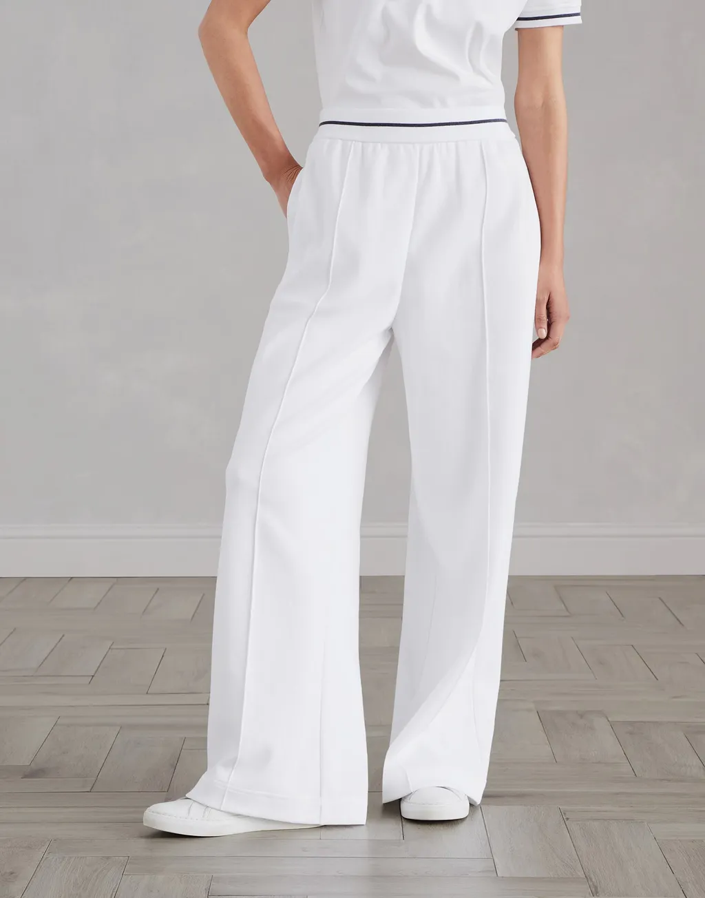 Brunello Cucinelli High-Waist Pleated Trousers