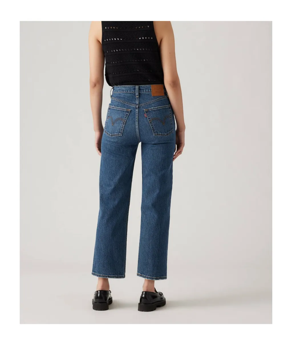 Belt-Loop Jeans