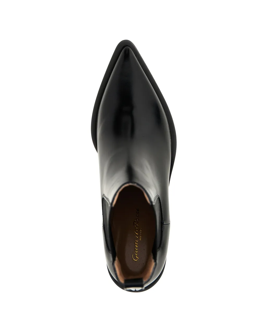 Gianvito Rossi Wylie Pointed Toe Ankle Boots