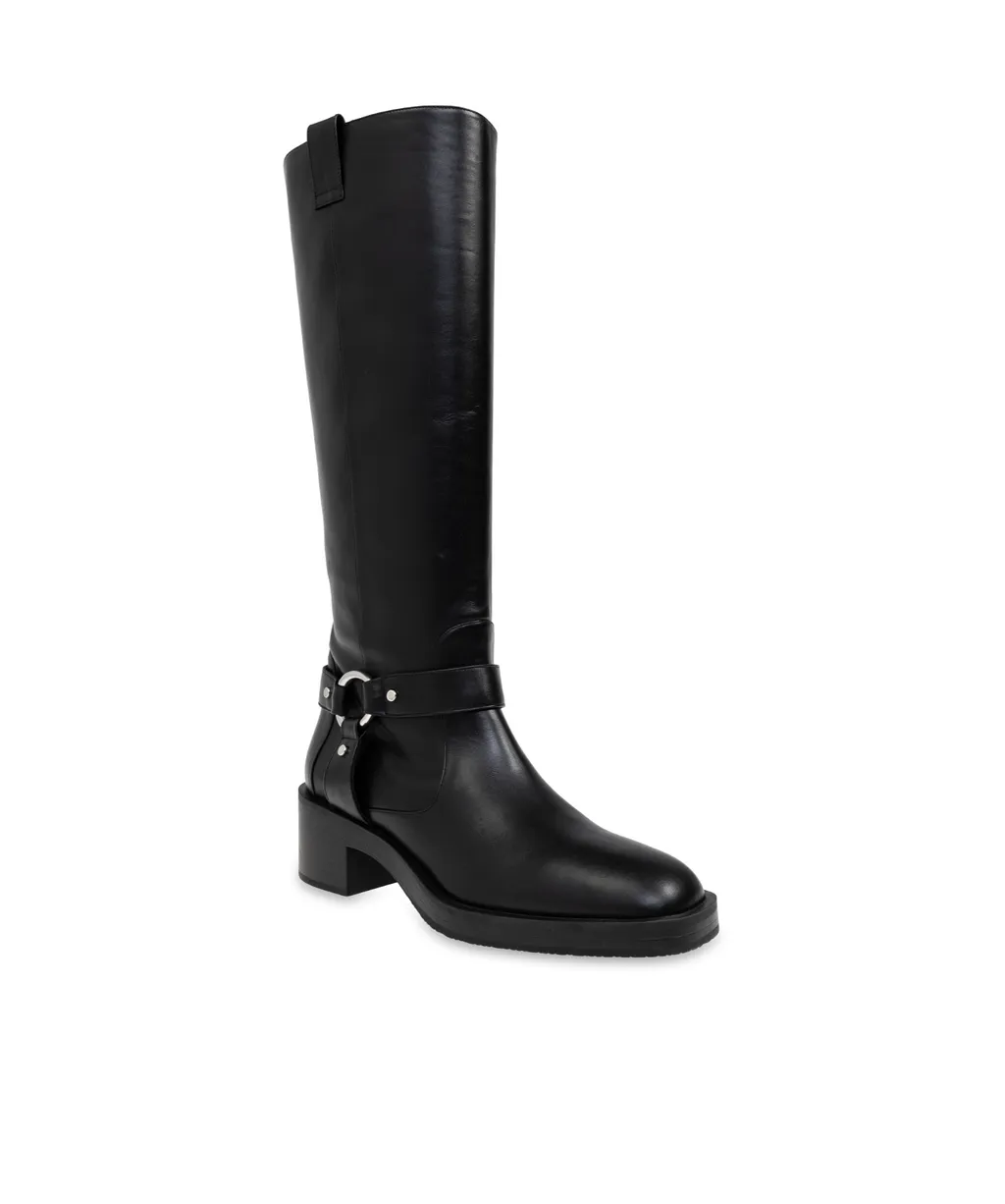 Stuart Weitzman Round Toe Boots