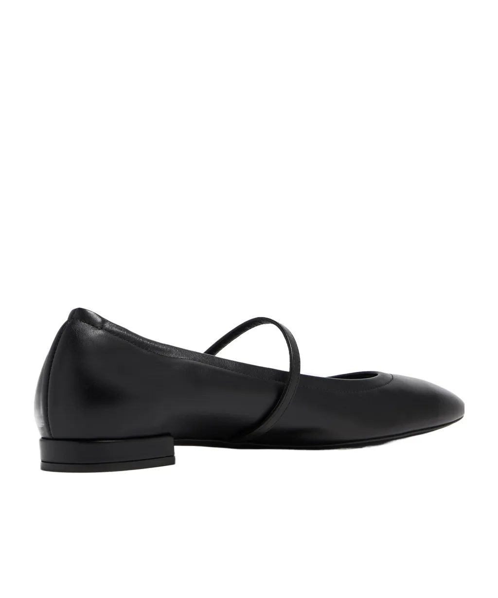 Stuart Weitzman Claris Ballet Flat