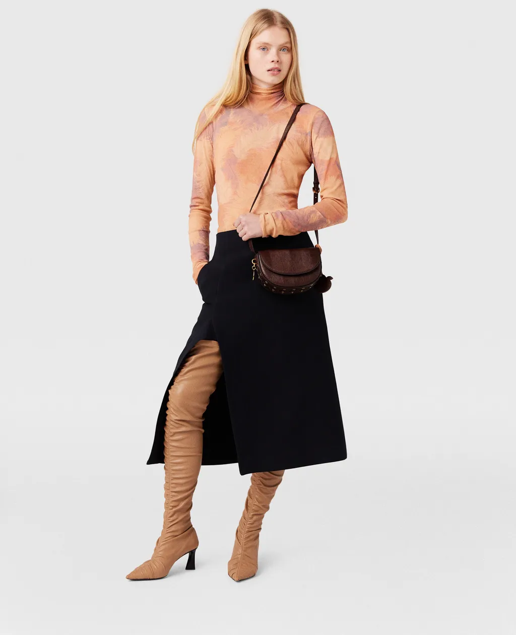 Frayme Scaly Embossed Shoulder Bag