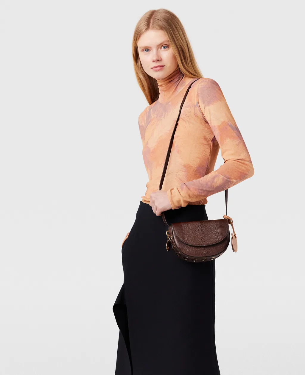Frayme Scaly Embossed Shoulder Bag