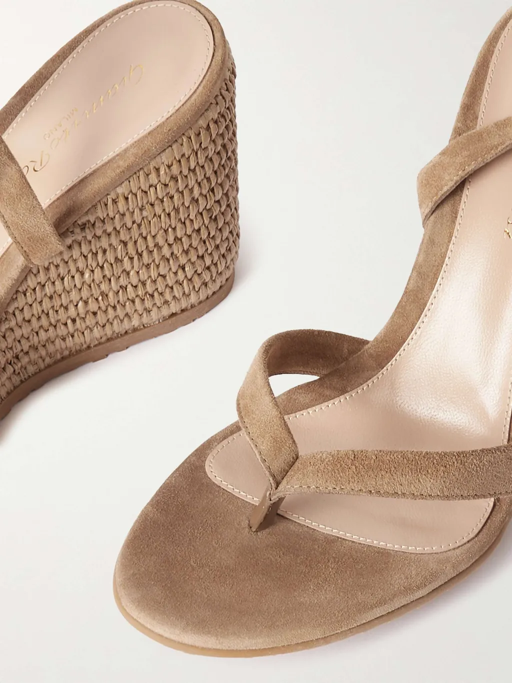 Round Head Wedges