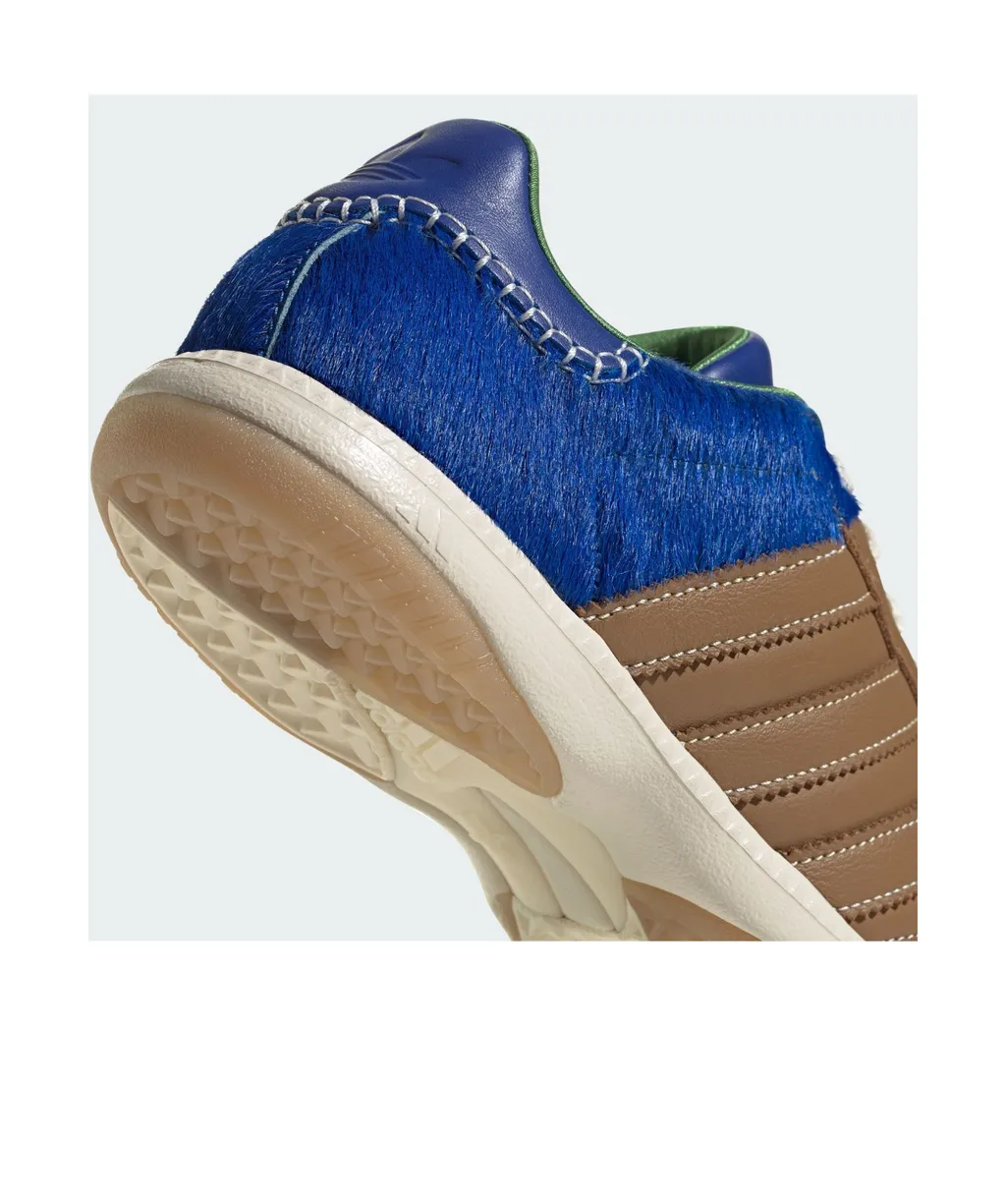 Lace-Up Low-Cut Sneakers