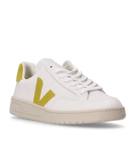 Veja V12 Low-Top Sneakers