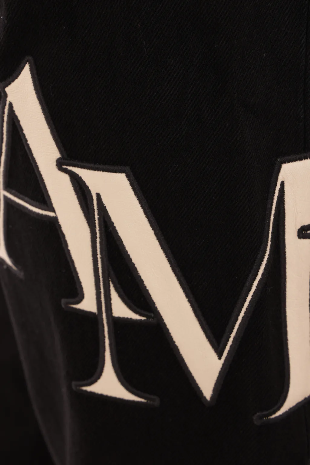 Amiri Logo-Patch Denim Jeans