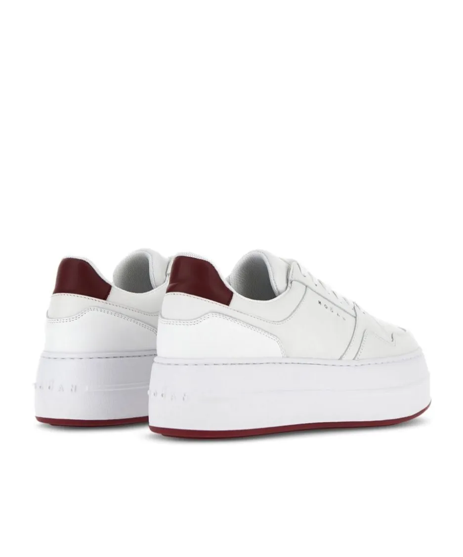 H670 Flatform Leather Sneakers