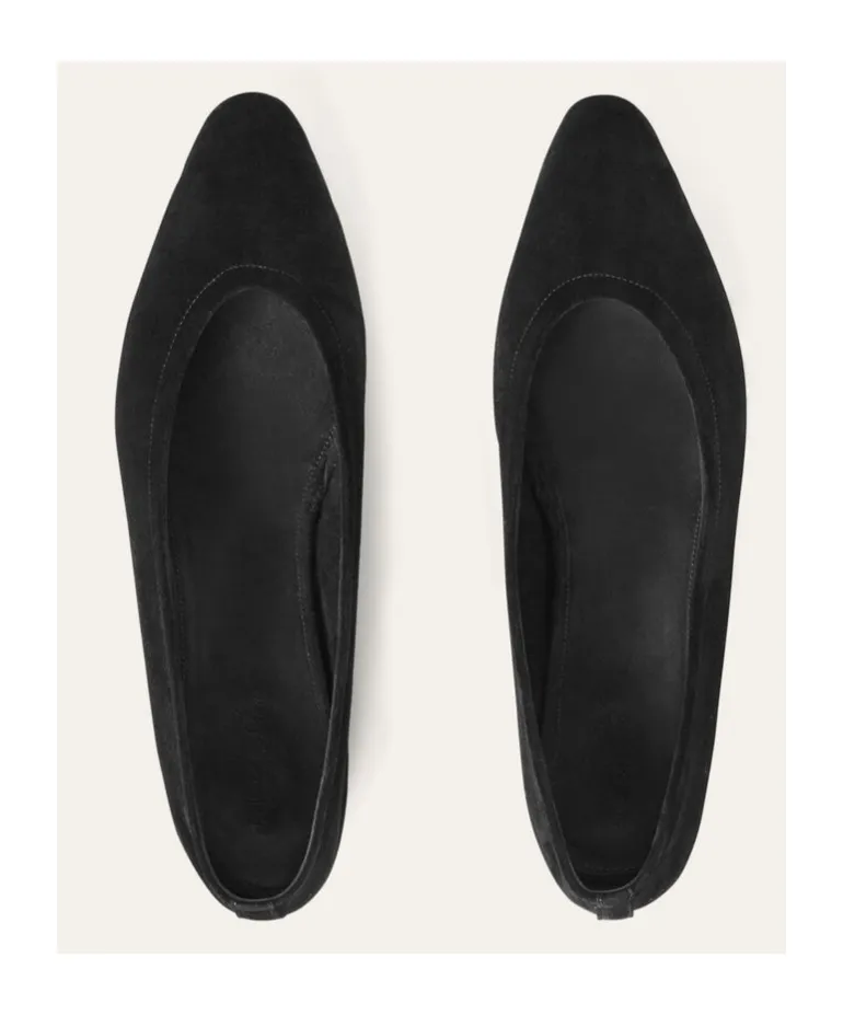 Loro Piana Round Toe Slip-On Flat Shoes