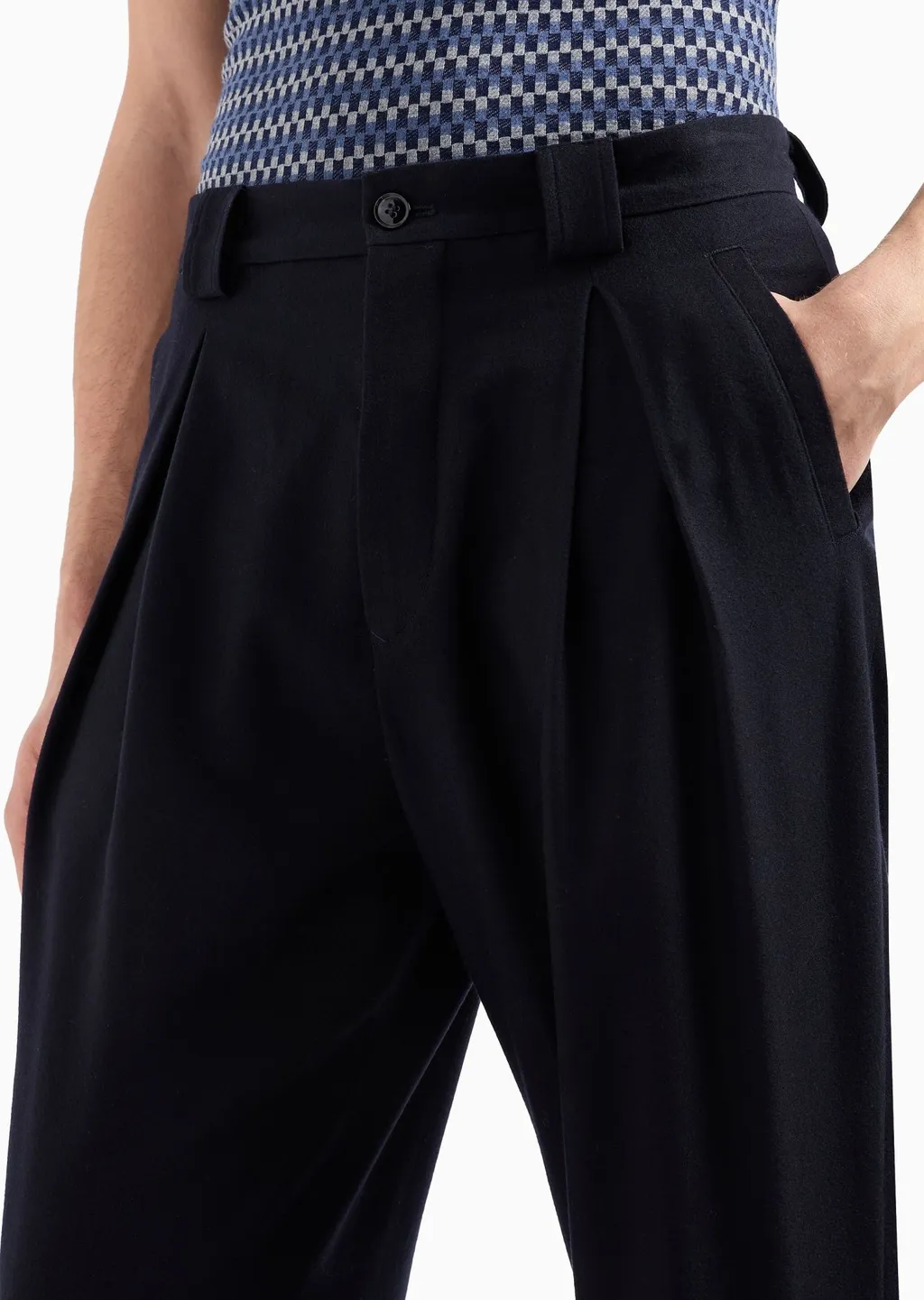 Giorgio Armani Single-Pleat Lightweight Trousers