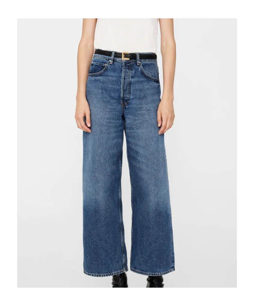 Belt-Loop Jeans
