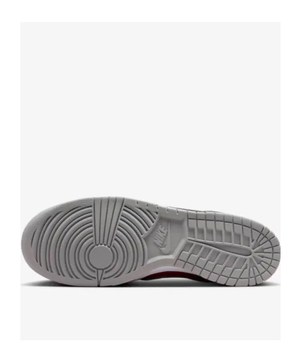 Dunk Low Leather Sneakers