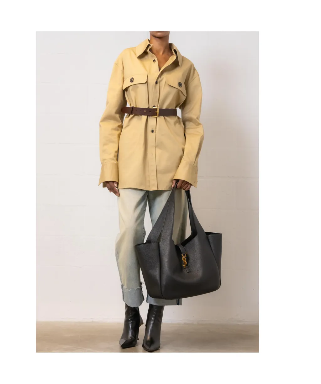 Straight-Point Collar Shirt