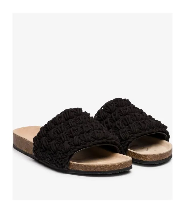 Flat Slippers