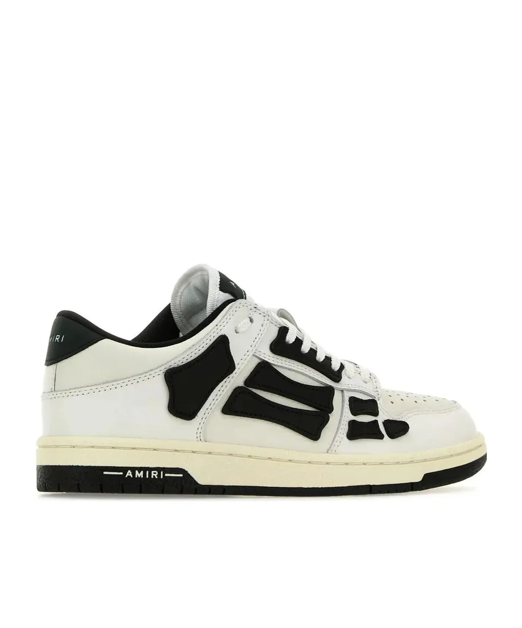 Round Head Fastened With Low-Top Casual Sneakers