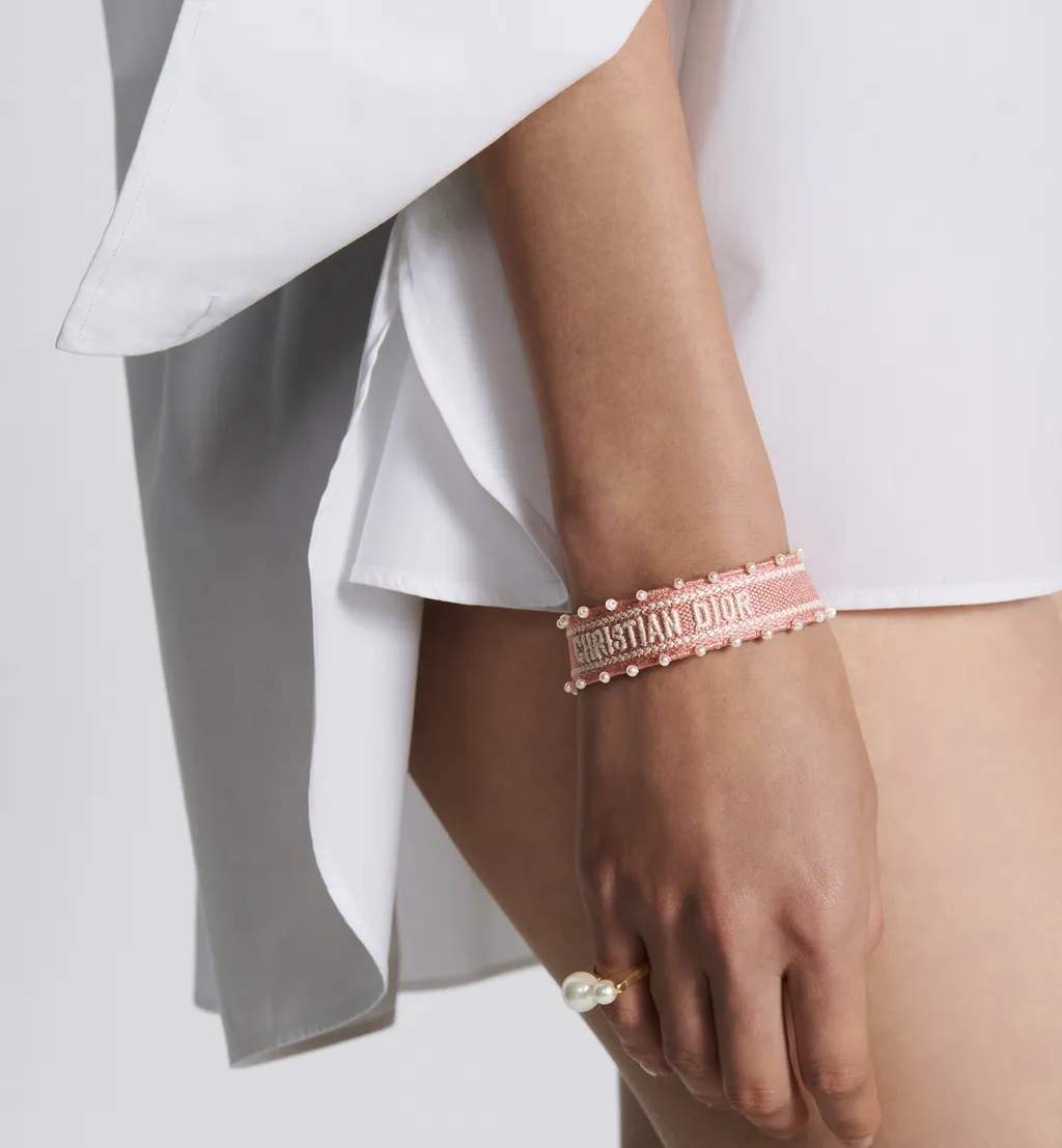Embroidery And Resin Pearl Bracelet