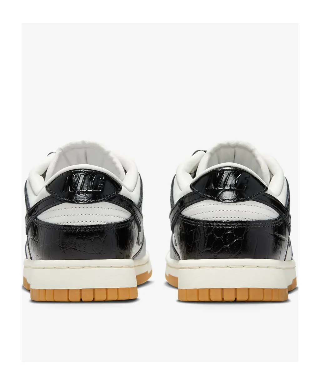 Nike Dunk Panelled Low-Top Sneakers