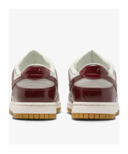 Nike Dunk Panelled Low-Top Sneakers