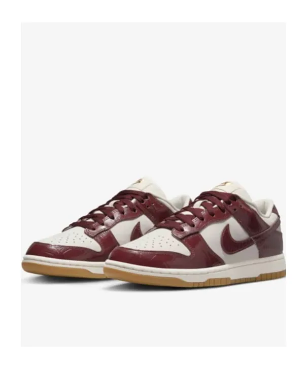 Nike Dunk Panelled Low-Top Sneakers