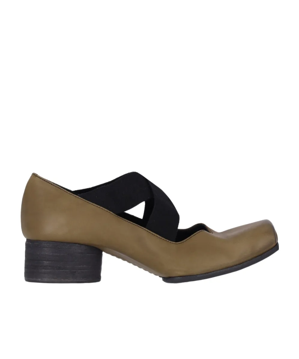 Square-Toed Ballet Shoes