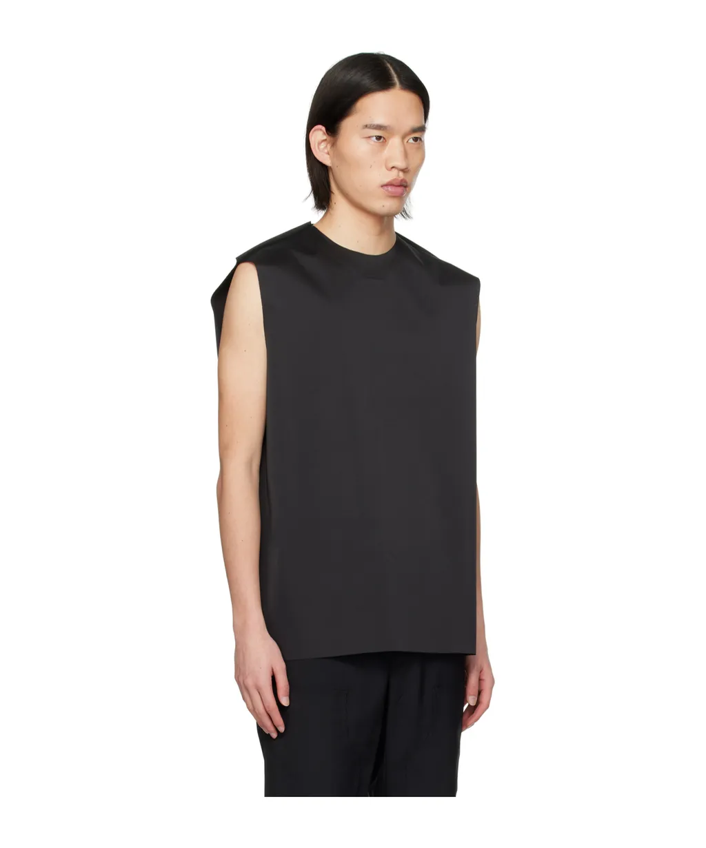 Rough-Edged Detail Vest