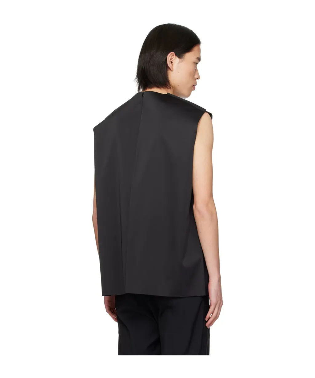 Rough-Edged Detail Vest