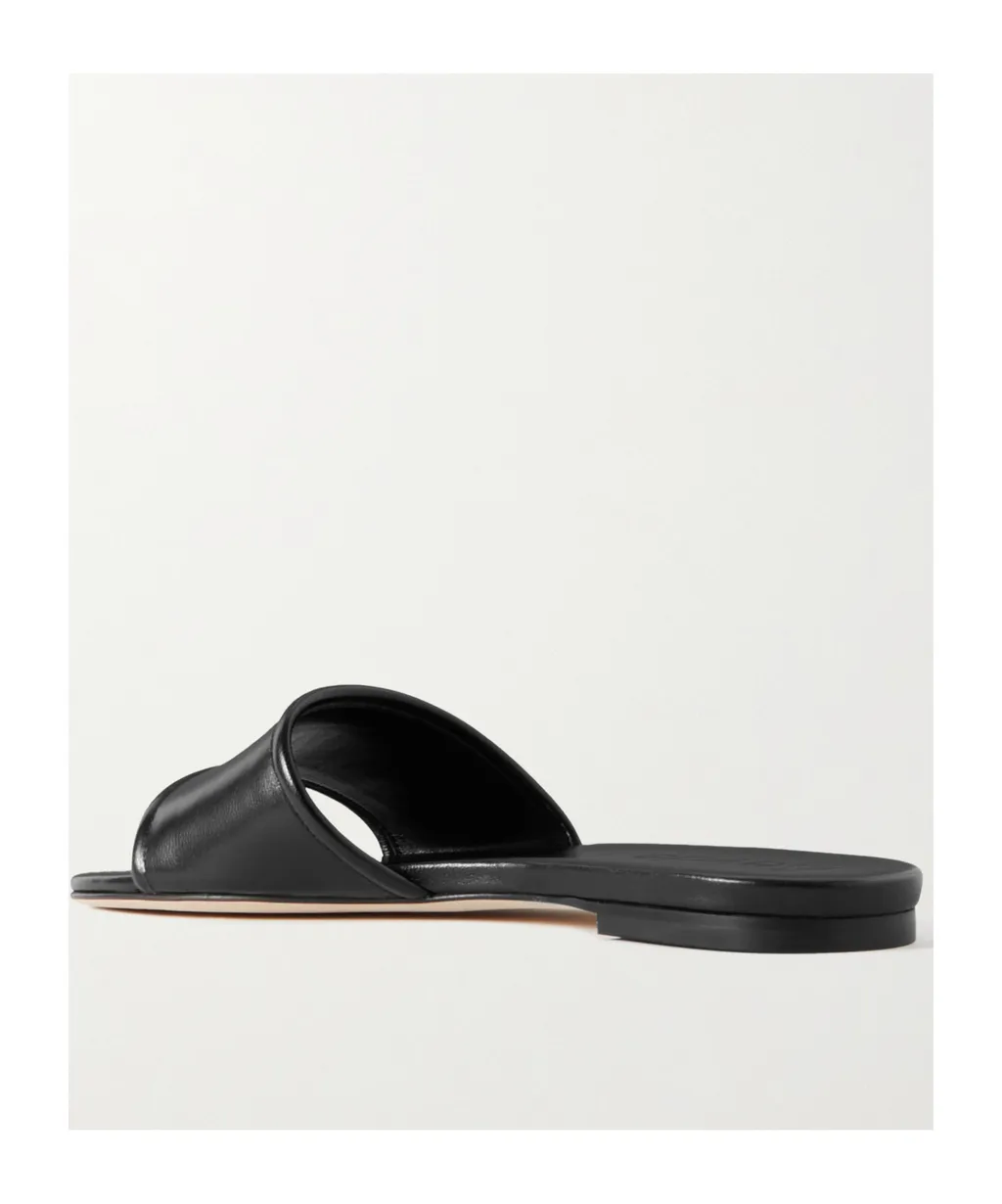 Round-Headed Slippers