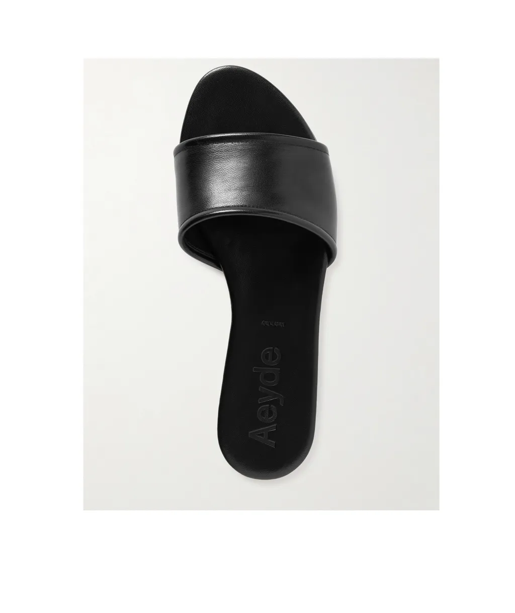 Round-Headed Slippers