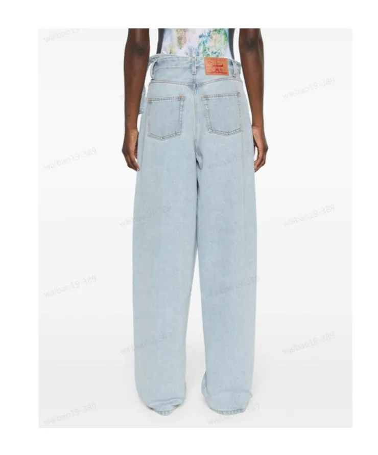 Belt-Loop Jeans