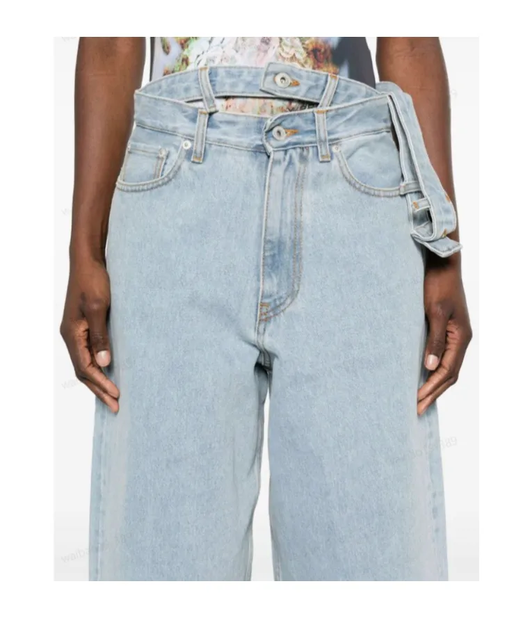 Belt-Loop Jeans