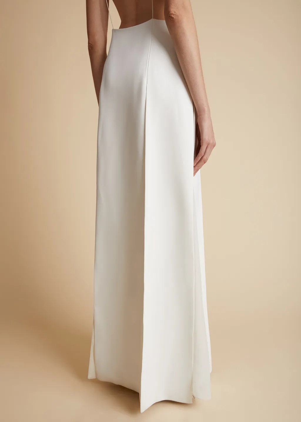 Khaite The Nonya V-Neck Sleeveless Dress